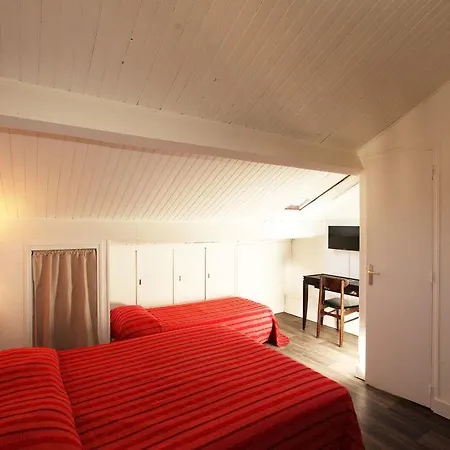 U Pozzu Hotel 2*